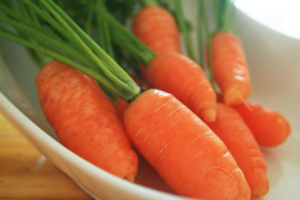 cà rốt là thực phẩm người huyết áp thấp không nên ăn